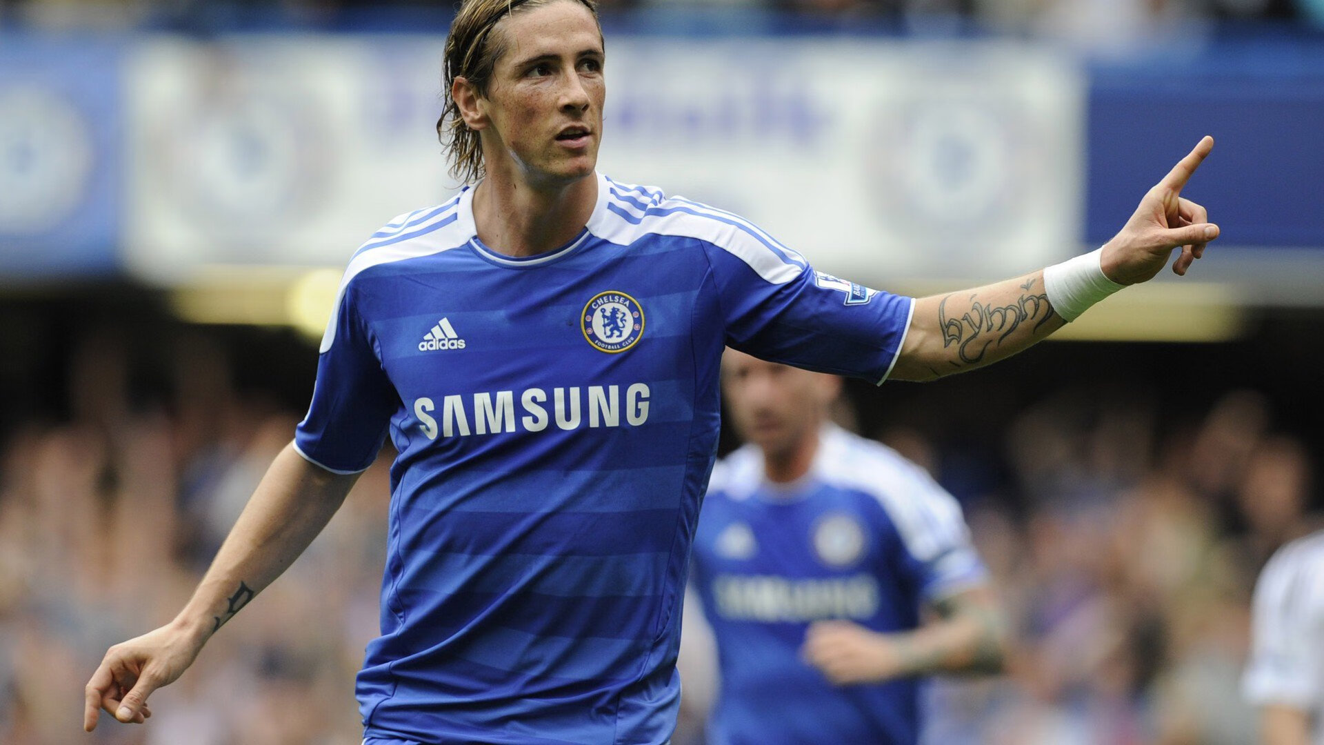 “速度的狂欢：每一圈都令人振奋”，速度 v