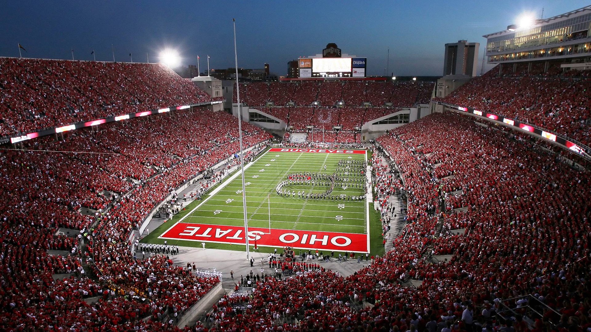 富勒姆快速渗透见长，白百合寻求中游突破，富勒姆老板